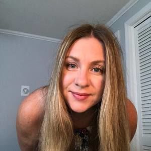 Meet your Posher, Whitney